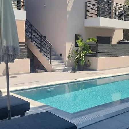 Theros Lägenhet Nikiana