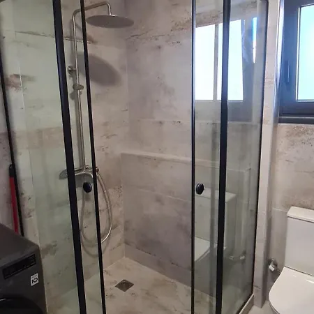 Lägenhet Theros Nikiana